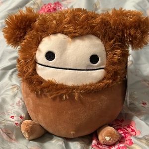 8” Benny Bigfoot Squishmallow
